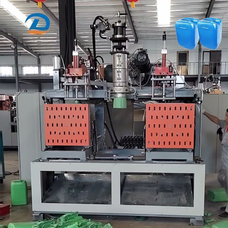 لماذا تعد الصيانة اليومية ضرورية لأداء ماكينة نفخ القوالب وعمر الخدمة؟